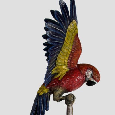 image for [Sculpture] Amazon parrots.