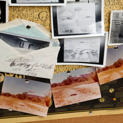 UFO's. Photos of unidentified flying objects and other unidentified anomalous phenomena.